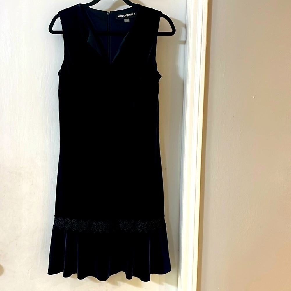 KARL LEGERFELD PARIS DRESS